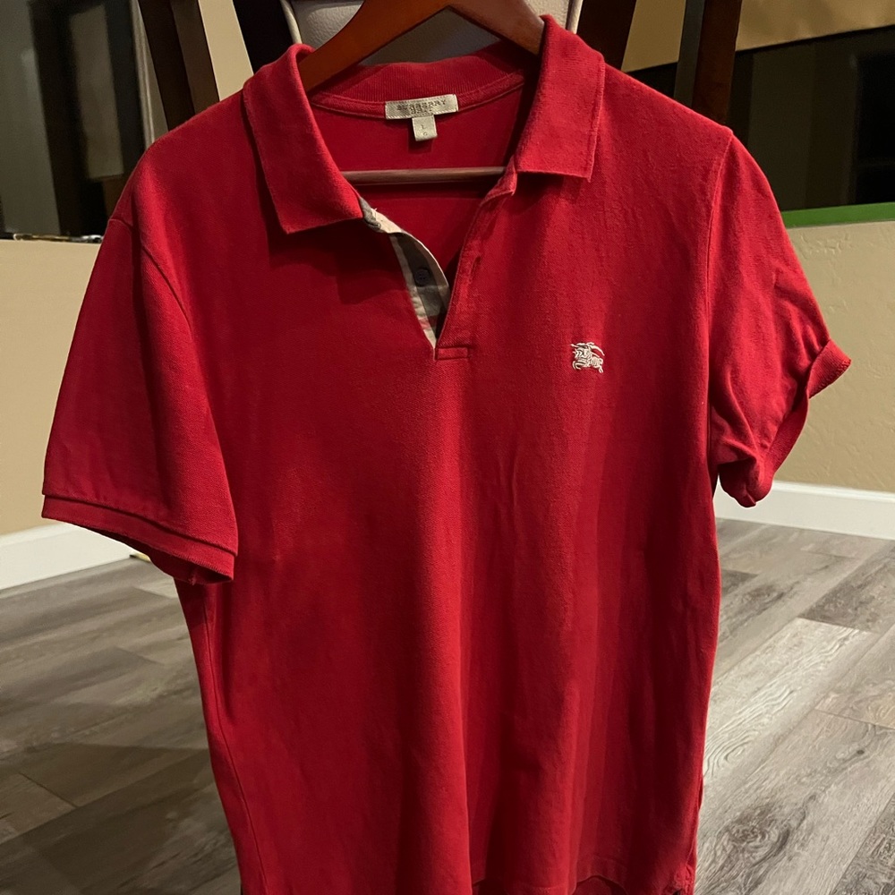 Used burberry polo old logo